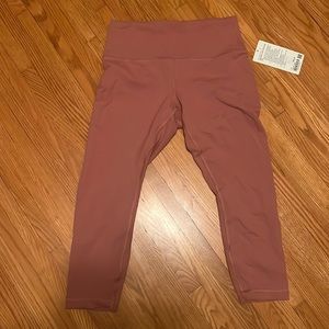 Lululemon wunder train crop 23”